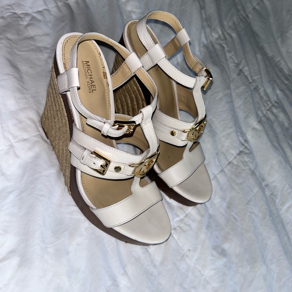 Michael Kors - Mackenzie Wedge Sandal eggshell white size 7.5 Open Toe platform - Picture 8 of 15